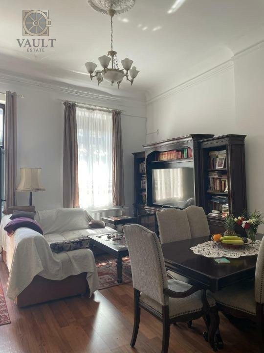 Apartament 4 camere / Tip Vila / Calea Grivitei