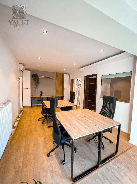 Apartament 3 camere - Loc de parca / Terasa / Piata Victoriei