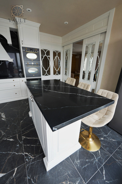 PENTHOUSE-ULTRALUX -TERASA 170 MP -2 PARCARI SUBTERANE