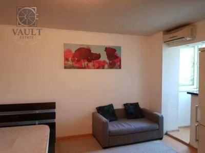 Garsoniera-Bloc Mixt- Piata Muncii 