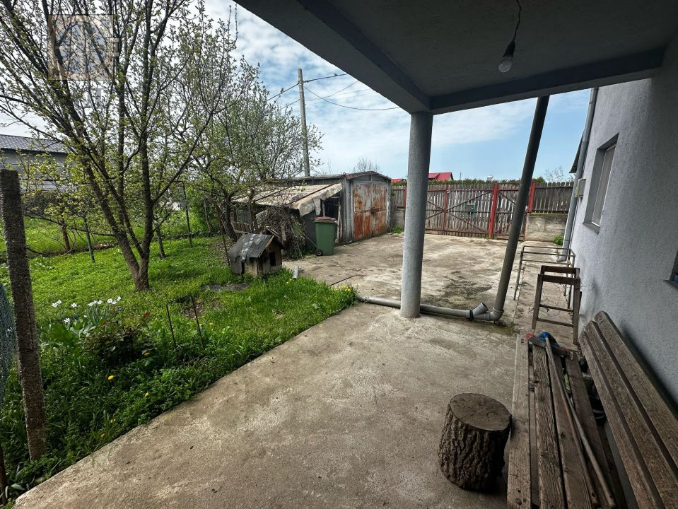 Casa/Villa Frumusani - 1000mp curte 