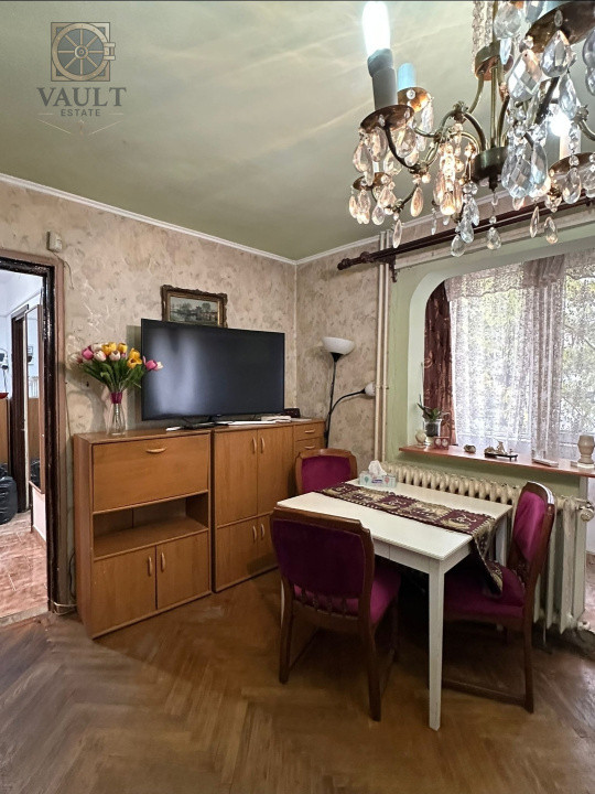 Apartament 4 camere - 3 minute de metrou - 5 minute de I.O.R