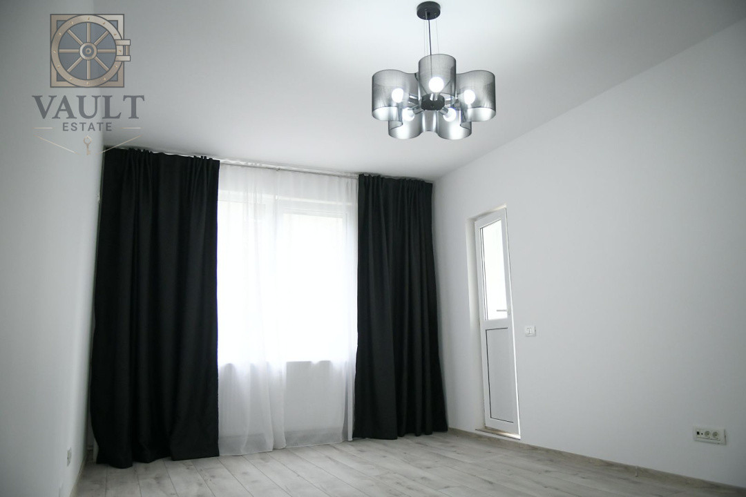 Apartament 3 camere - centrala proprie - Trafic Greu