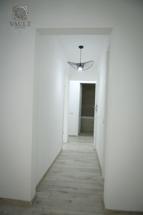 Apartament 3 camere - centrala proprie - Trafic Greu