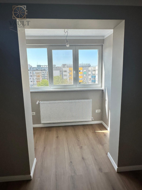 Apartament 4 camere - renovat, centrala proprie - Rahova