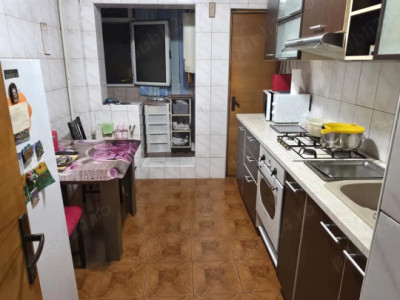 Apartament 4 camere -Centrala Proprie -Rahova-Dumbrava Noua-2 Balcoane