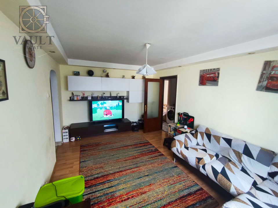 Apartament 3 camere - centrala proprie - Rahova, Teius