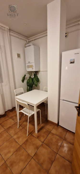 Garsoniera - centrala proprie - Sebastian