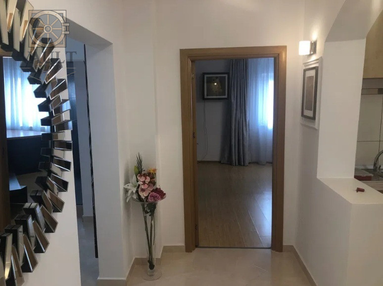 Apartament 3 camere decomandat - Sebastian