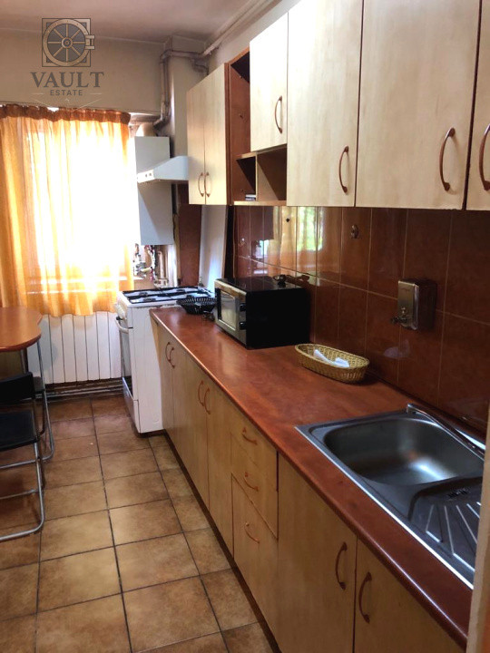 Garsoniera - centrala proprie - Trafic Greu