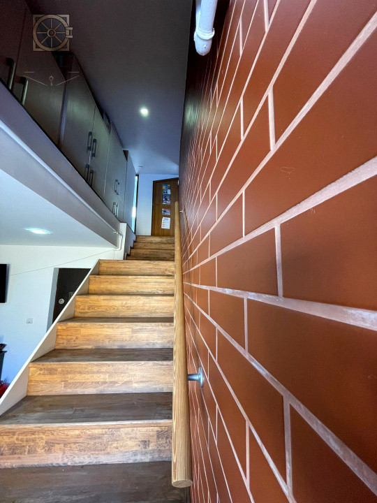 Apartament 3 camere - 3 minute metrou Aparatorii Patriei