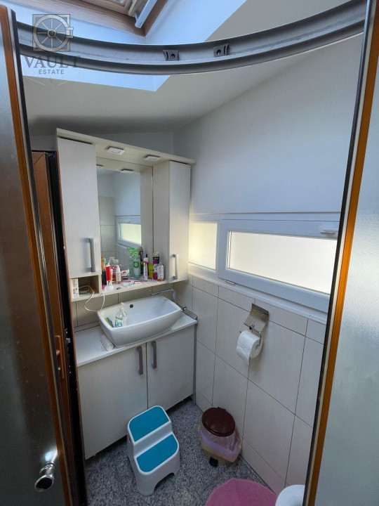 Apartament 3 camere - 3 minute metrou Aparatorii Patriei