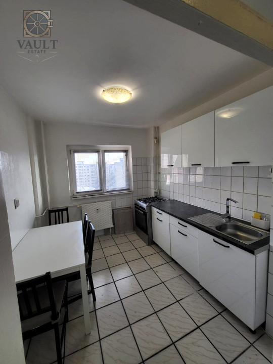 Apartament 2 camere - bloc reabilitat - Trafic Greu