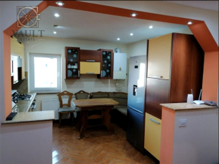 Apartament 3 camere - centrala proprie - 13 Septembrie