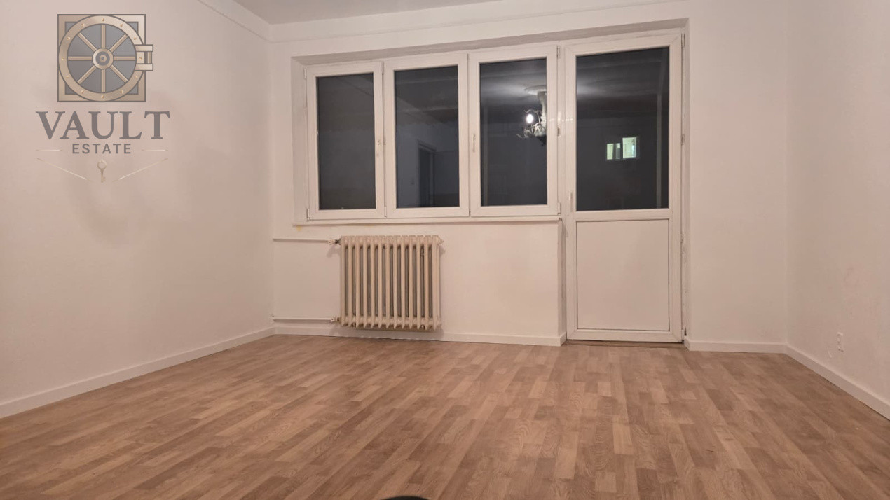 Apartament  3 camere - 3 BALCOANE - zona DRUMUL TABEREI 