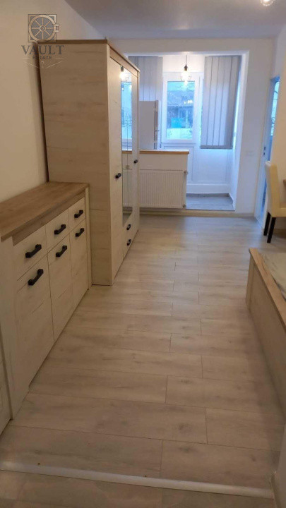 Garsoniera-renovata complet-5 minute de METROU COSTIN GIORGIAN