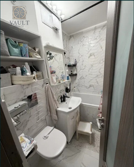 Apartament 2 camere - CENTRALA PROPRIE - BLOC REABILITAT- zona VITAN 