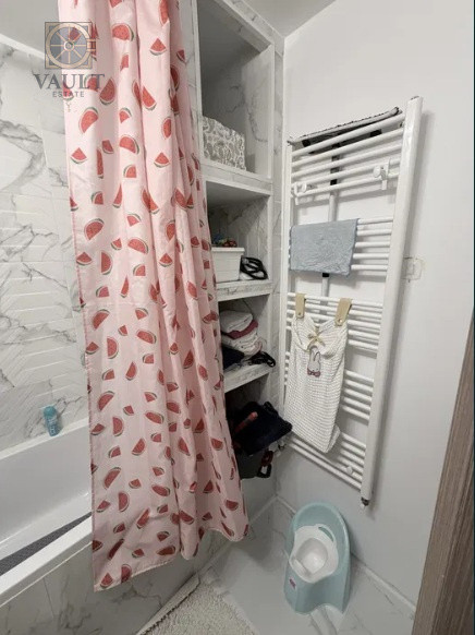 Apartament 2 camere - CENTRALA PROPRIE - BLOC REABILITAT- zona VITAN 