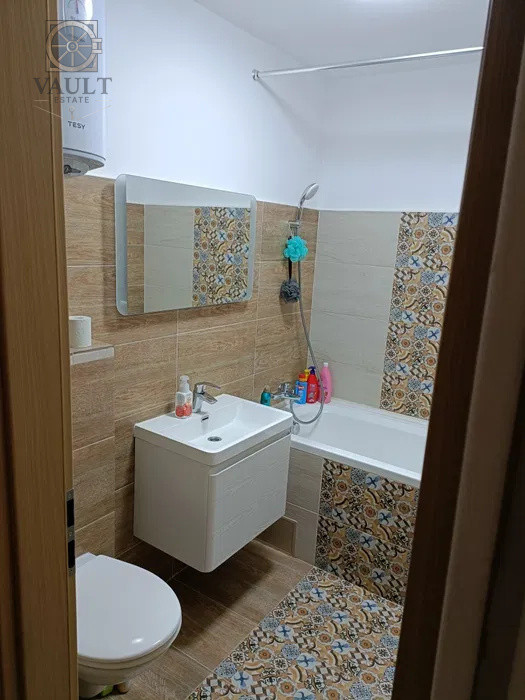 APARTAMENT 3 CAMERE -HOL H-REABILITAT-2 BAI-PANDURI-13 SEPTEMBRIE