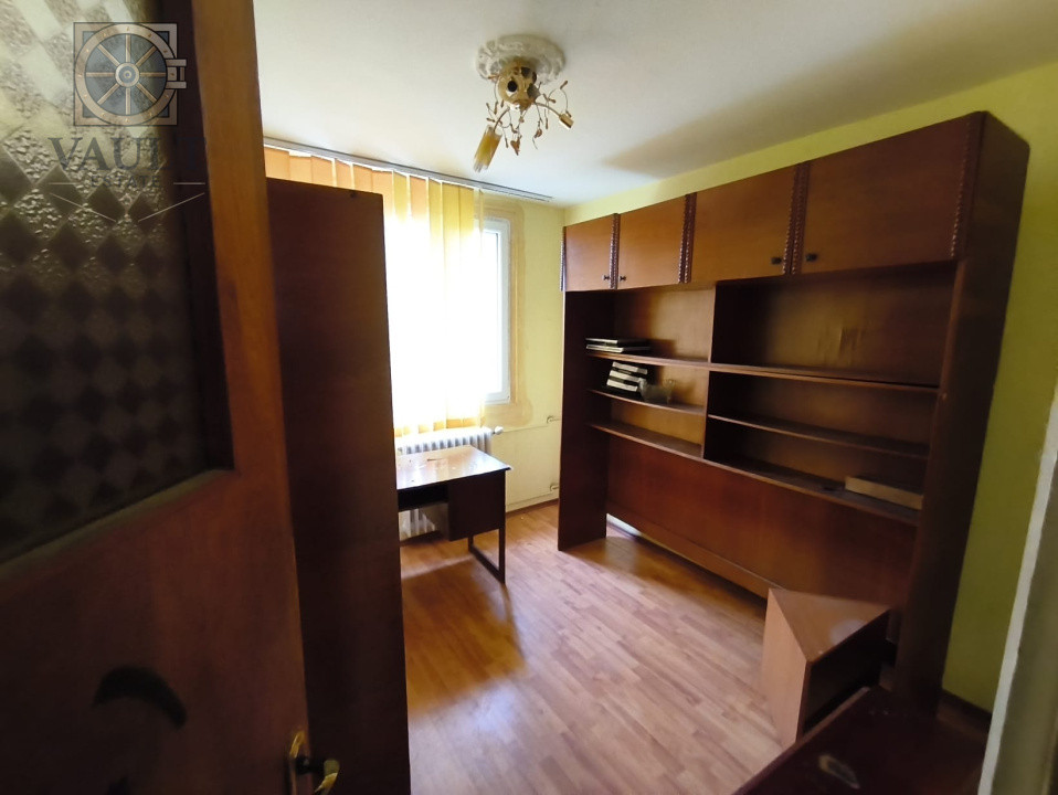 Apartament 3 camere -5 minute Metrou 1 Decembrie