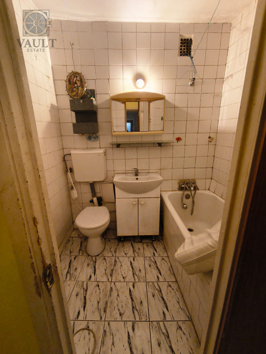 Apartament 3 camere -5 minute Metrou 1 Decembrie