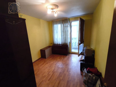 Apartament 3 camere -5 minute Metrou 1 Decembrie