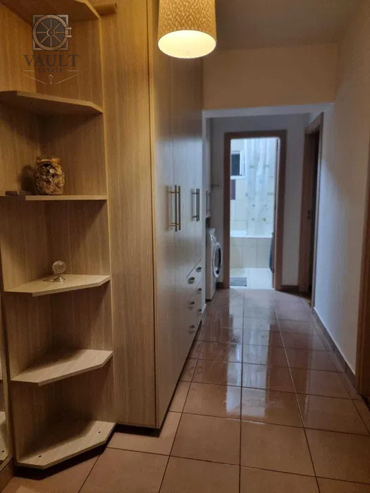 Apartament 3 camere -Mega Mall