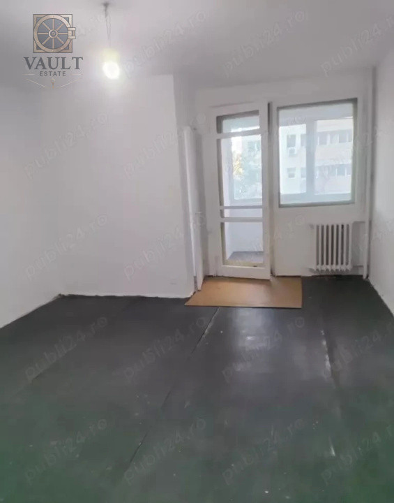 Garsoniera Titan - Liceul Teoretic Nichita Stănescu