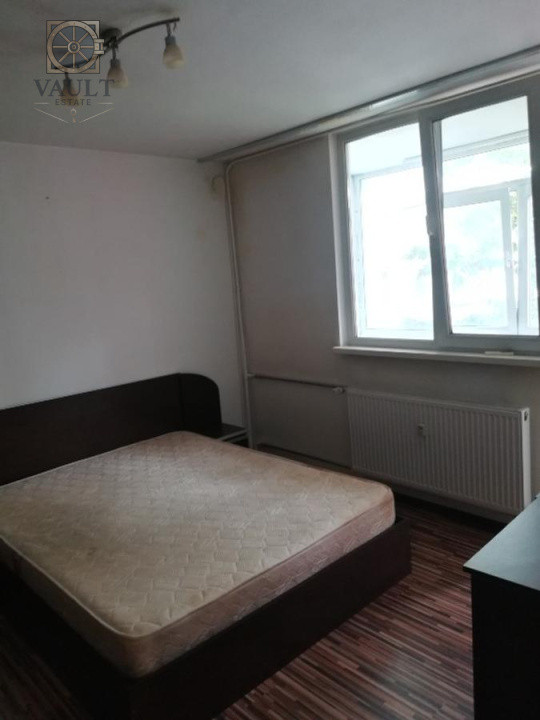 Apartament 3 camere-10 minute metrou 1 Decembrie 1918 