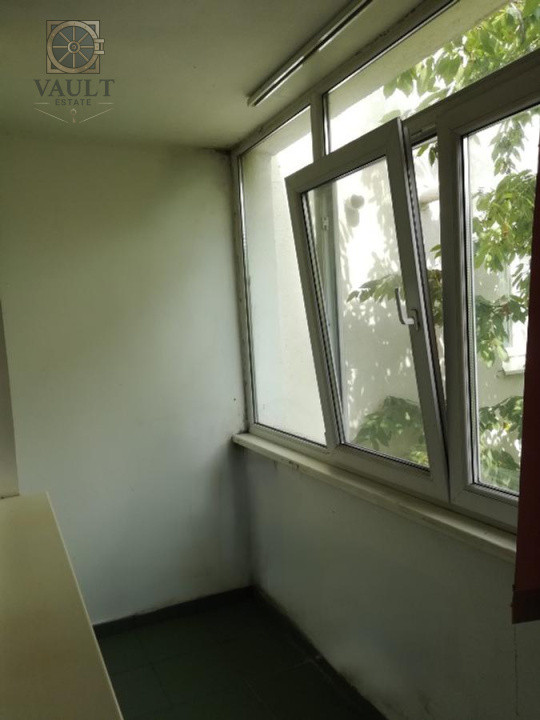 Apartament 3 camere-10 minute metrou 1 Decembrie 1918 