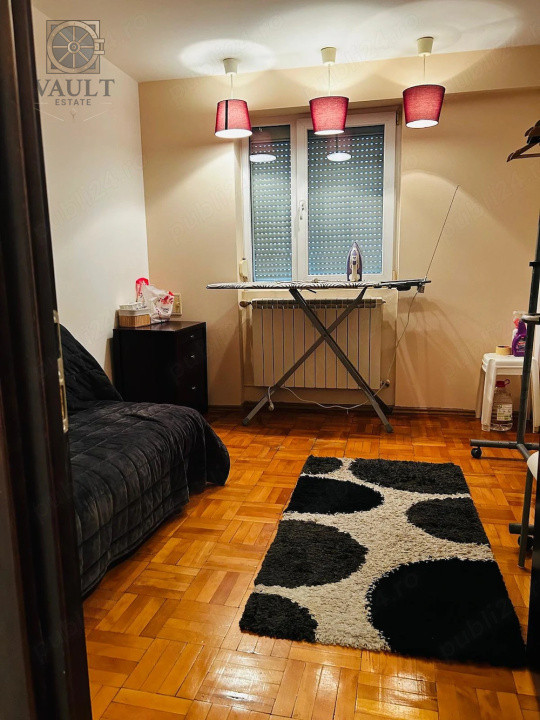 Apartament 3 camere -3 minute metrou Titan