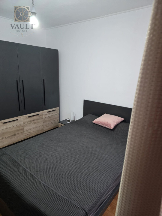 Apartament 3 camere - 5 minute pana la metrou Aparatorii Patriei 