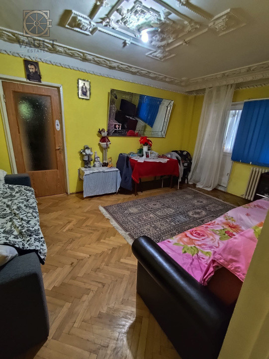 APARTAMENT 2 CAMERE-RAHOVA-MISCA PETRE-SEMIDECOMANDAT-ETAJ 1/8
