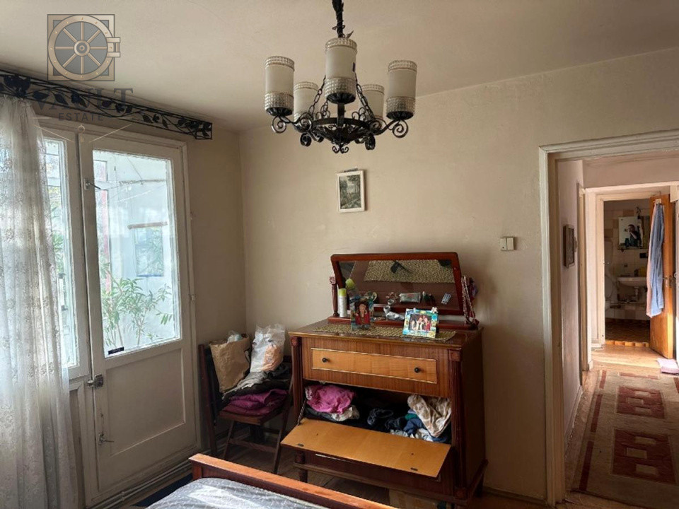 Apartament 4 camere - zona Berceni