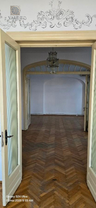 3 camere - 108 MP - Decomandat - Calea Calarasilor