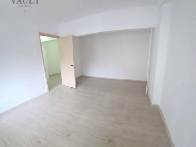 Garsoniera - Bloc Mixt - zona Brancoveanu