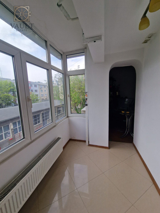 APARTAMENT 3 CAMERE-2 BAI-ETAJ 2/4-DRUMUL SARII-LICEUL ION BARBU