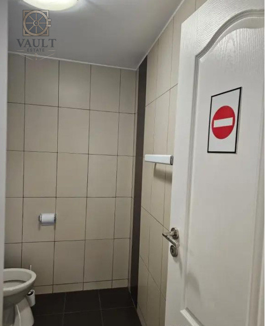 Apartament 4 camere - CENTRALA PROPRIE - zona APARATORII PATRIEI 