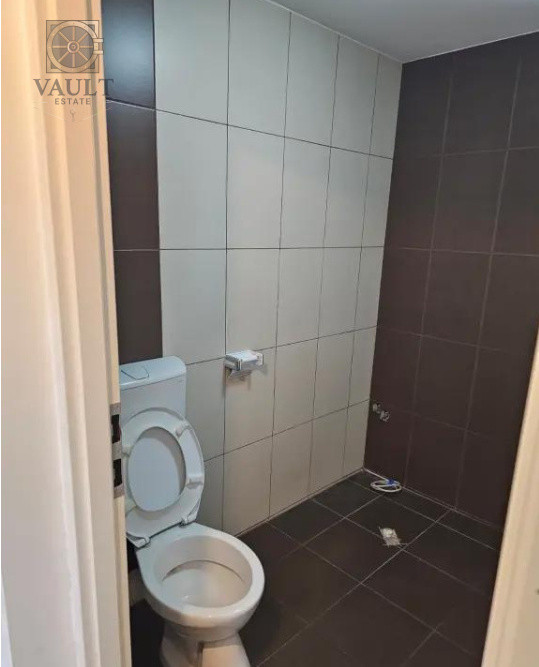 Apartament 4 camere - CENTRALA PROPRIE - zona APARATORII PATRIEI 