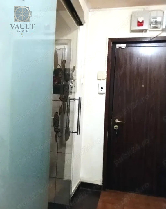 Apartament 3 camere - zona 1 Decembrie 1918
