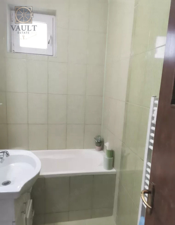 Apartament 3 camere - Metrou Obor