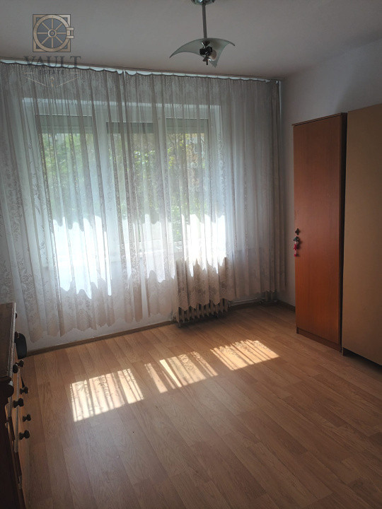 Apartament 3 camere decomandat - Doamna Ghica
