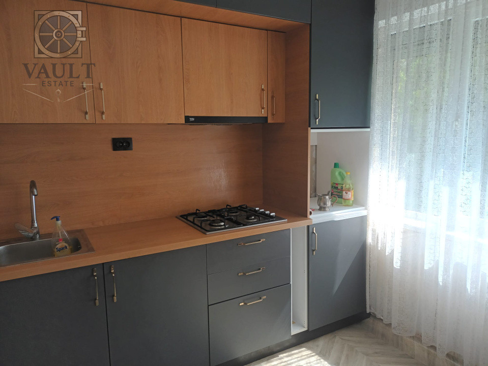 Apartament 3 camere decomandat - Doamna Ghica