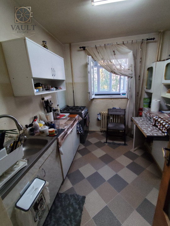 APARTAMENT 3 CAMERE-RAHOVA-MODORAN ENE-PETRE ISPIRESCU