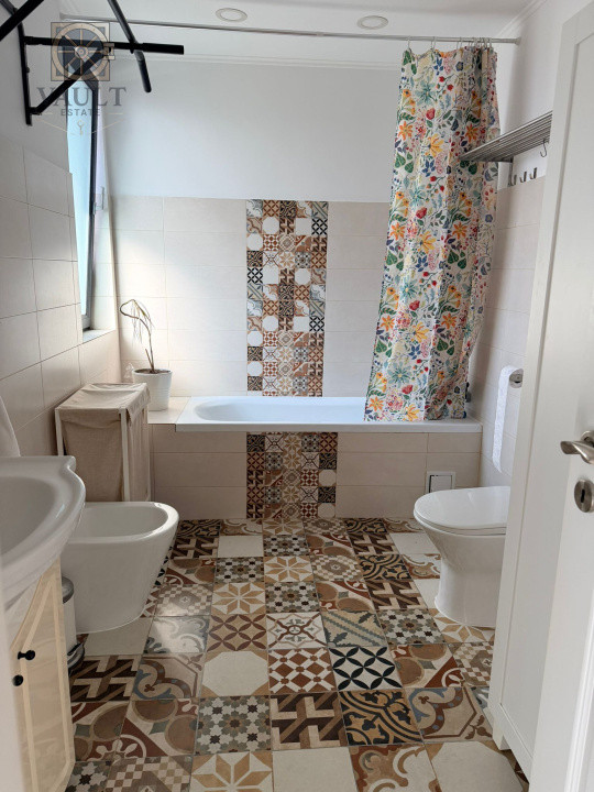 Vila 4 camere - Jacuzzi - Tunari