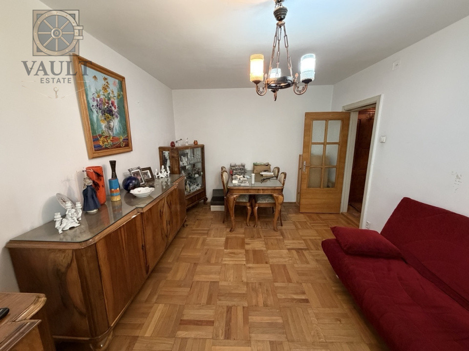 APARTAMENT 4 CAMERE - ETAJ INTERMEDIAR 4/8 - CRANGASI