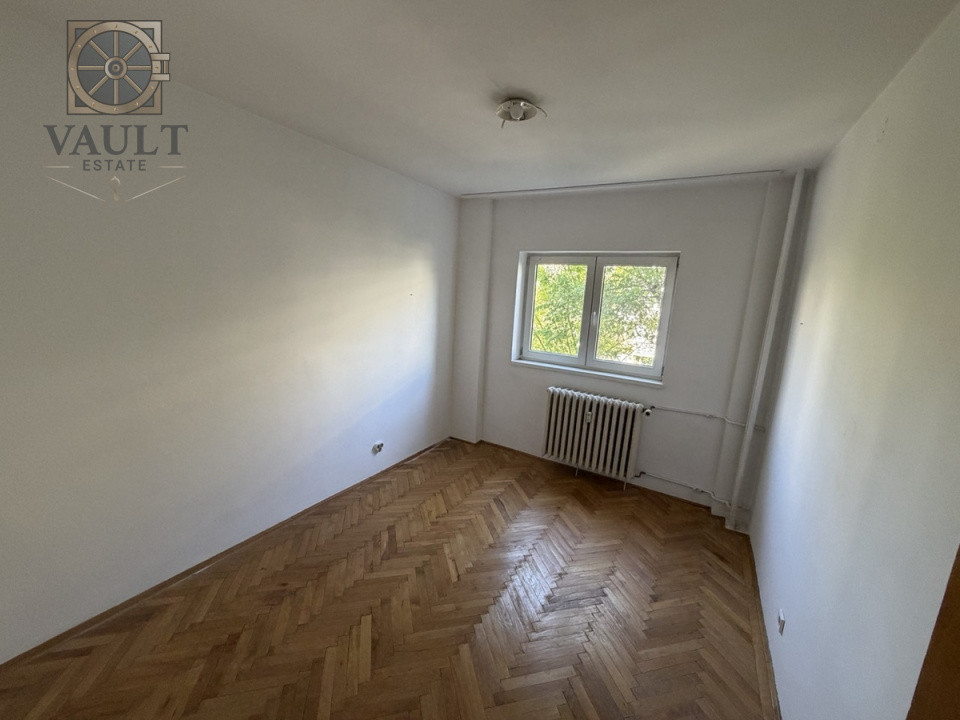APARTAMENT 4 CAMERE - ETAJ INTERMEDIAR 4/8 - CRANGASI