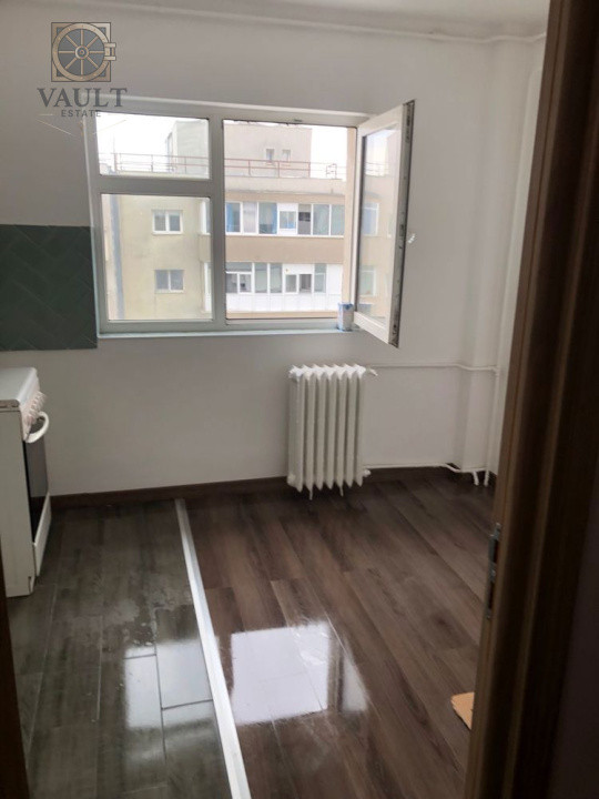 Apartament 2 camere An 1980 - VITAN 