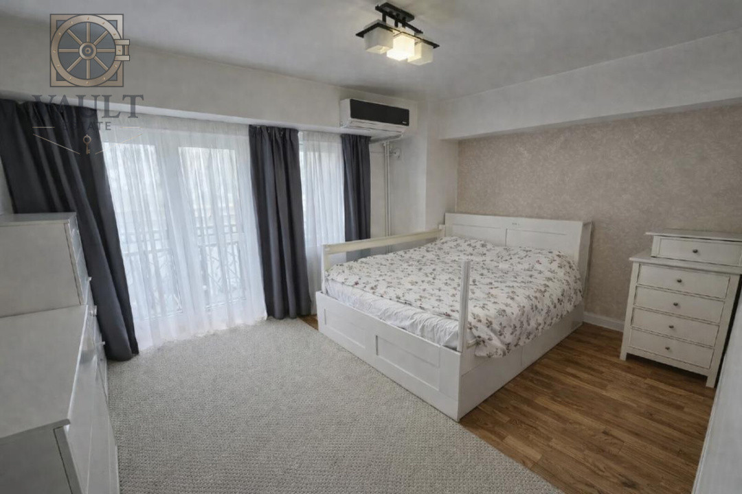 Apartament 3 camere - DECOMANDAT- PIATA Alba Iulia 