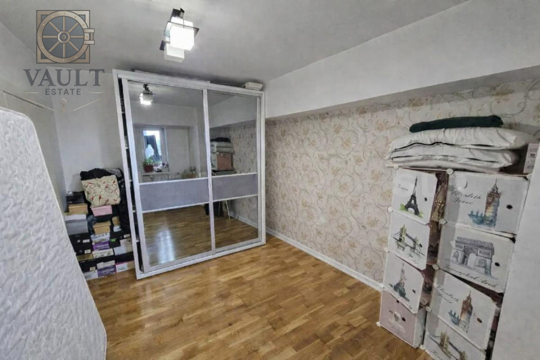 Apartament 3 camere - DECOMANDAT- PIATA Alba Iulia 